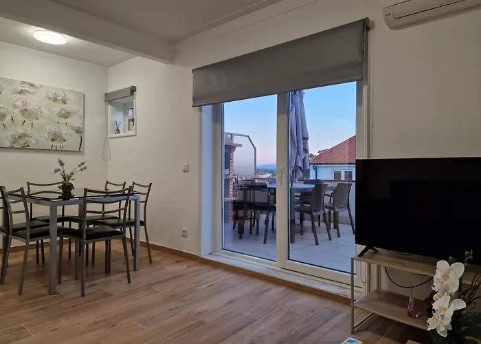 Pretty Flat With Terrace, Air Cond, Free Parking, By With Lda דירה פורטו