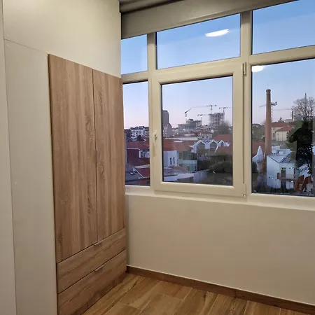 Pretty Flat With Terrace, Air Cond, Free Parking, By With Lda *