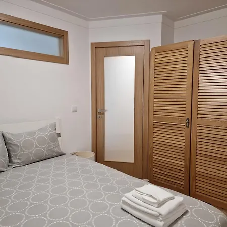 Apartamento Pretty Flat With Terrace, Air Cond, Free Parking, By With Lda *