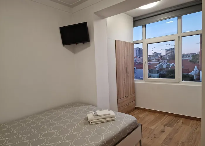 Pretty Flat With Terrace, Air Cond, Free Parking, By With Lda Apartman *