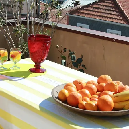 Pretty Flat With Terrace, Air Cond, Free Parking, By With Lda *