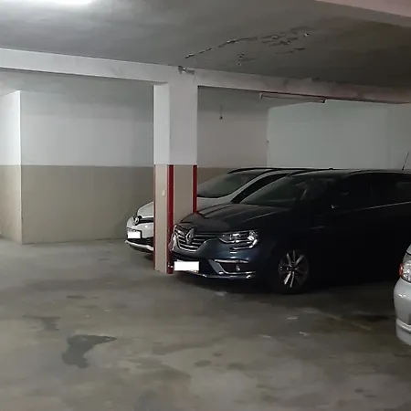 Pretty Flat With Terrace, Air Cond, Free Parking, By With Lda Apartmán