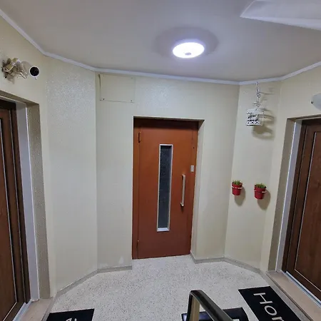 Apartmán Pretty Flat With Terrace, Air Cond, Free Parking, By With Lda *