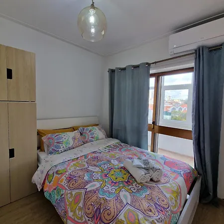Pretty Flat With Terrace, Air Cond, Free Parking, By With Lda Apartamento